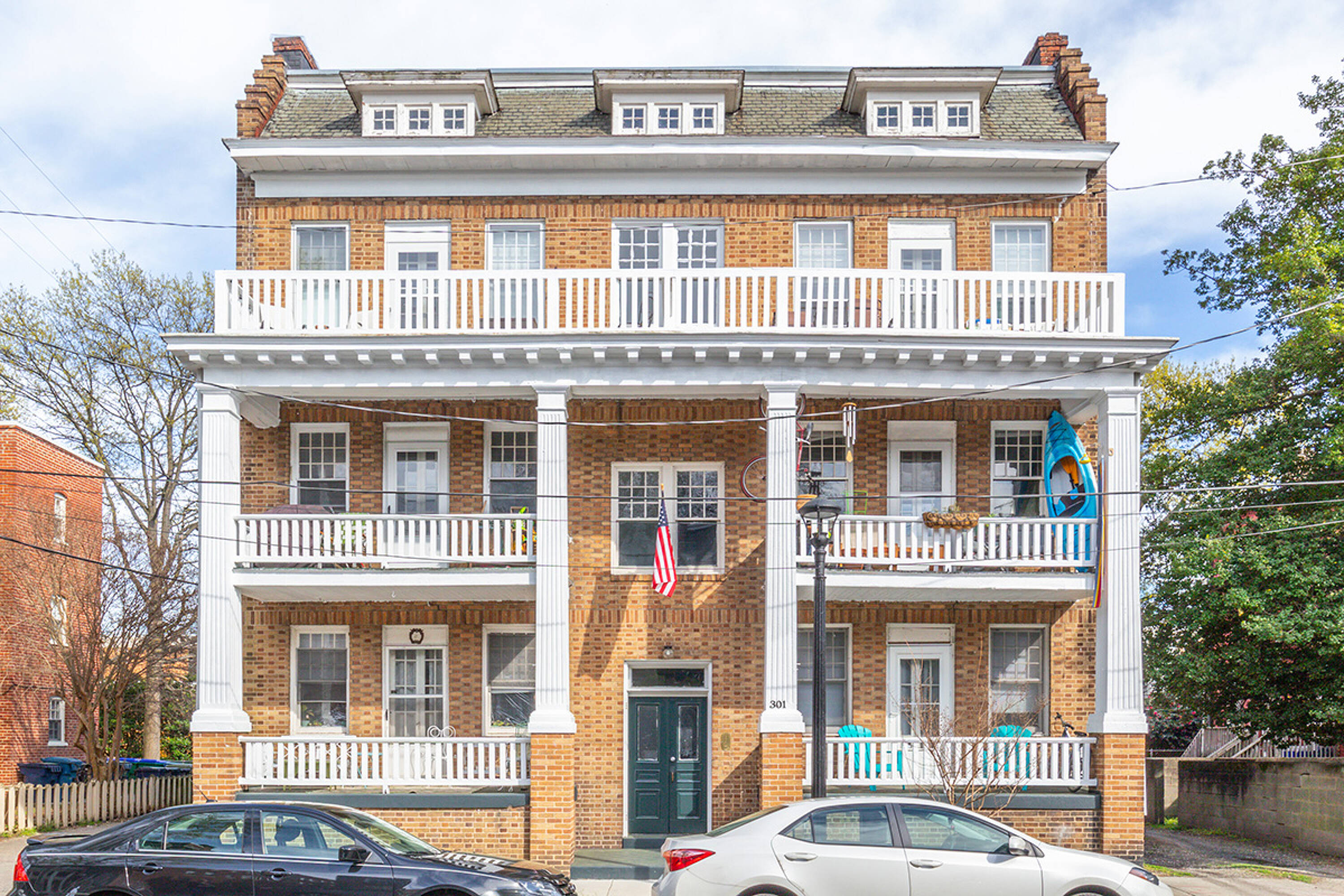 301 N Mulberry St  