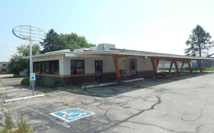 Pictures of Retail property located at 201 County Hwy YZ, Dodgeville, WI 53533-9998 for sales - image #1