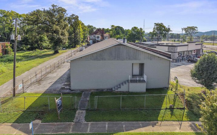 Pictures of Industrial, Mixed Use property located at 1215 31st St N, Birmingham, AL 35234 for sales - image #1