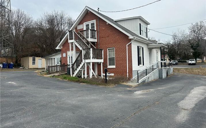 Pictures of Business for Sale, Office property located at 295 W Pike Street, Lawrenceville, GA 30046 for sales - image #1
