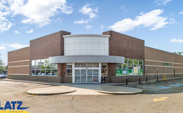 Pictures of Retail property located at 2229 E State St, Salem, OH 44460 for sales - image #1