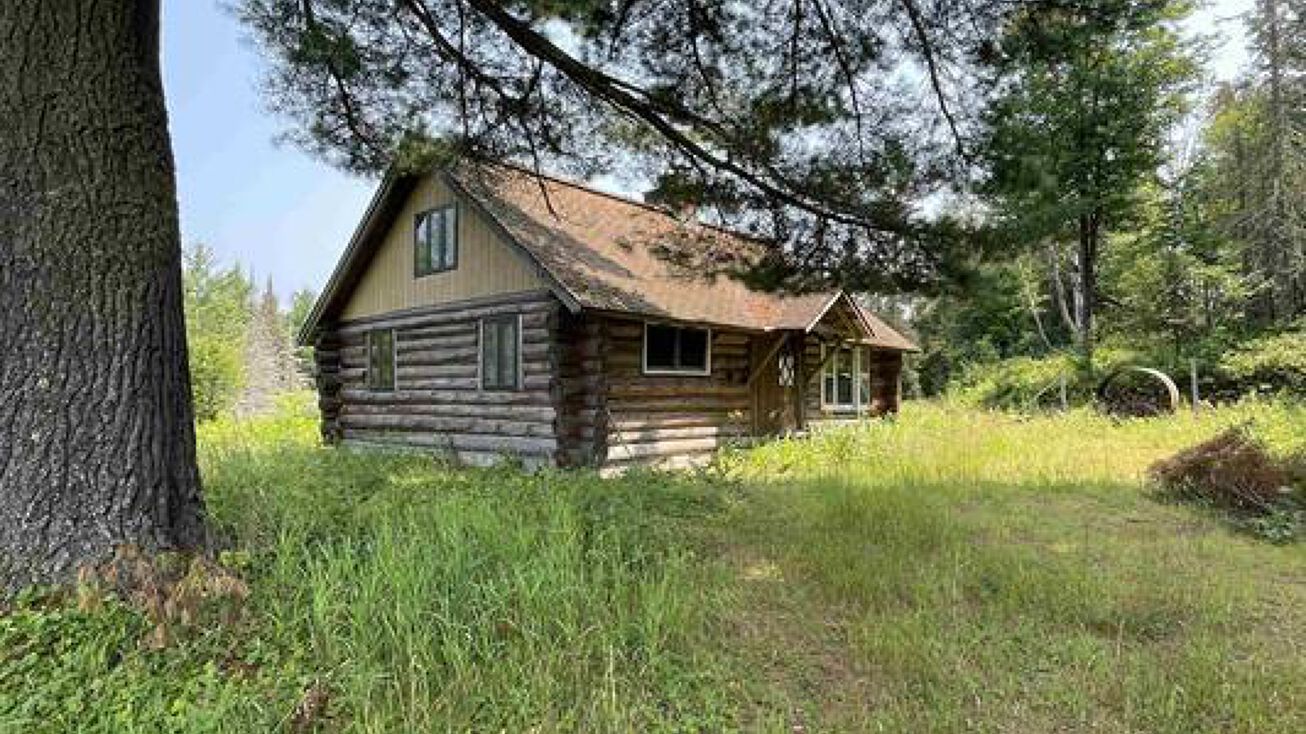 26497 US-41, Covington, MI 49919 | Crexi.com
