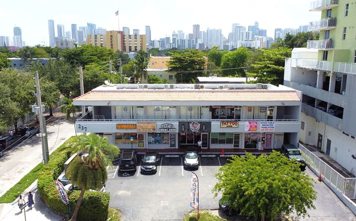 Pictures of Office, Retail property located at 237 NW 12th Ave, Miami, FL 33128 for sales - image #1