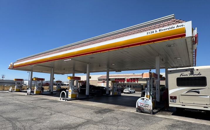 Pictures of Retail property located at 2128 S Riverside Ave, Bloomington, CA 92316 for sales - image #1