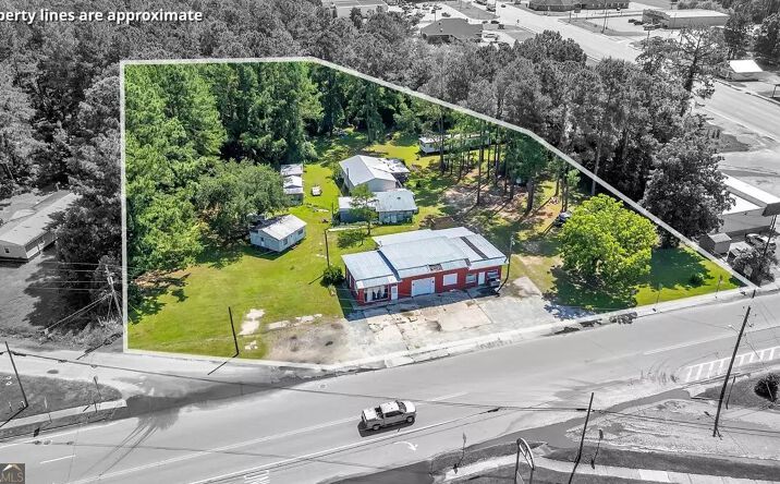 Pictures of Land, Mixed Use, Retail property located at 60 N McDonald St, Ludowici, GA 31316 for sales - image #1
