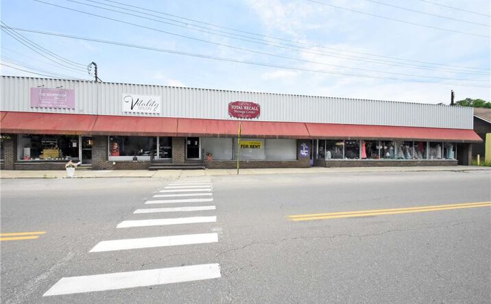 Pictures of Mixed Use, Retail property located at 701-705 S Main St, Horseheads, NY 14845 for sales - image #1