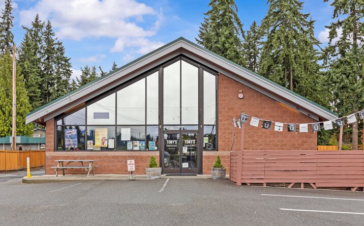 Pictures of Business for Sale, Hospitality, Mixed Use, Retail property located at 14417 124th Ave NE, Kirkland, WA 98034 for sales - image #1
