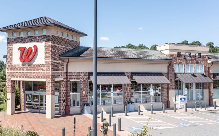 Pictures of Retail property located at 4625 Hylas Ln, Huntersville, NC 28078 for sales - image #1