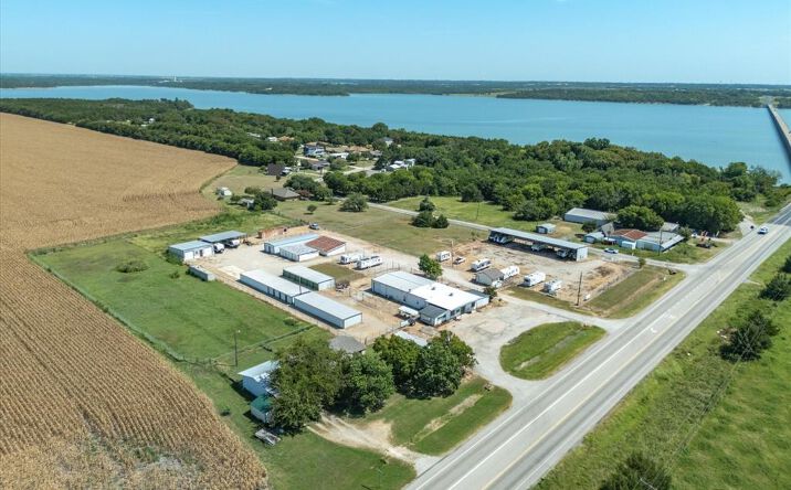 Pictures of Mixed Use property located at 4820 W State Highway 34, Ennis, TX 75119 for sales - image #1