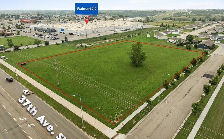 Pictures of Land property located at Se Corner Of 7th St. Sw & 37th Ave Sw, Minot, ND 58701 for sales - image #1
