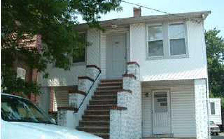 image of property at 153 CLIFTON AVE Staten Island NY 10305-1773