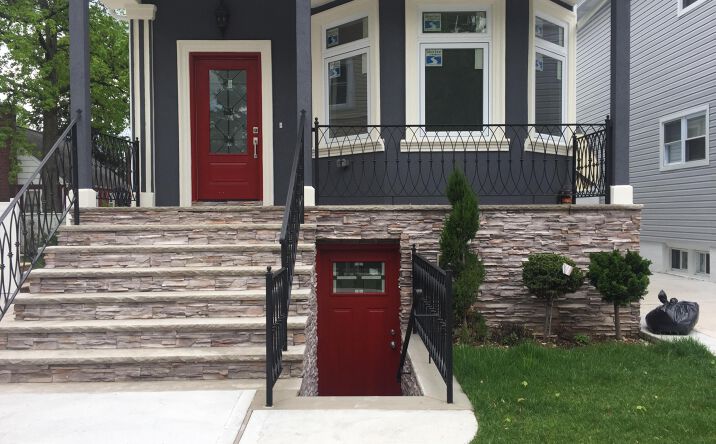 Pictures of Multifamily property located at 837 Delafield Avenue #A, Staten Island, NY 10310 for sales - image #1