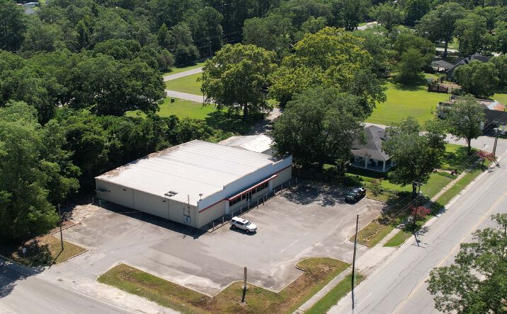 Pictures of Retail property located at 6711 Charleston Hwy, Bowman, SC 29018 for sales - image #1