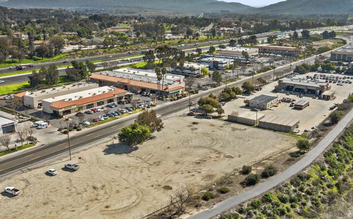 Pictures of Land property located at 28879 Old Town Front St, Temecula, CA 92590 for sales - image #1