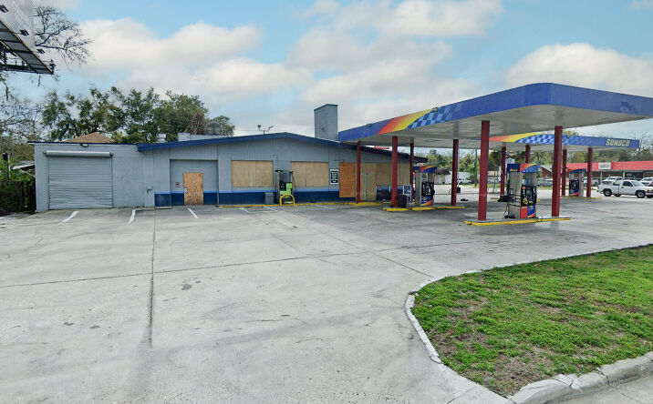 Pictures of Retail property located at 3000 Rayford Street, Jacksonville, FL 32205 for sales - image #1
