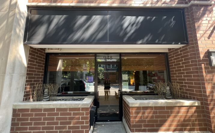 Pictures of Multifamily, Office property located at 948 W Huron Street, Chicago, IL 60642 for sales - image #1