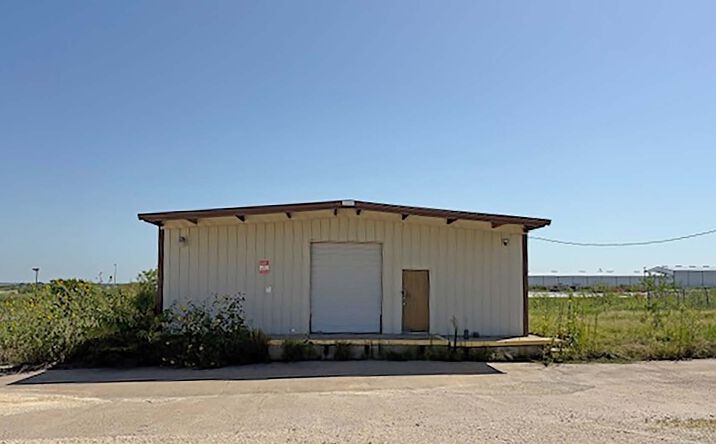 Pictures of Industrial property located at 111 Industrial Loop, Hillsboro, TX 76645 for sales - image #1