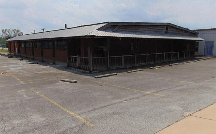 Pictures of Office, Retail property located at 1700 Lee St., Rogersville, AL 35652 for sales - image #1