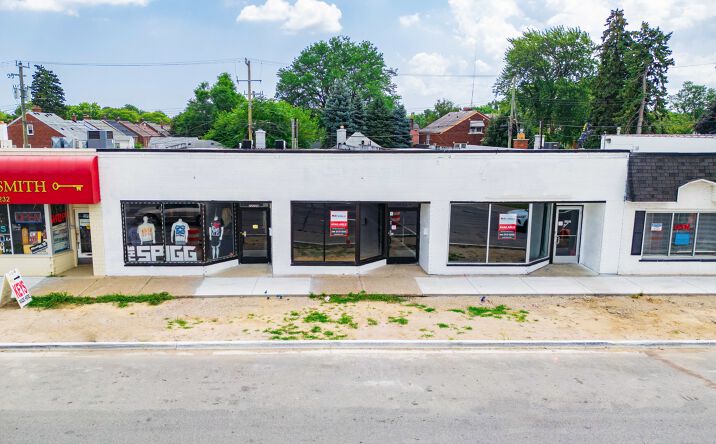 Pictures of Retail, Office property located at 22220–22228 Gratiot Avenue, Eastpointe, MI 48021 for sales - image #1