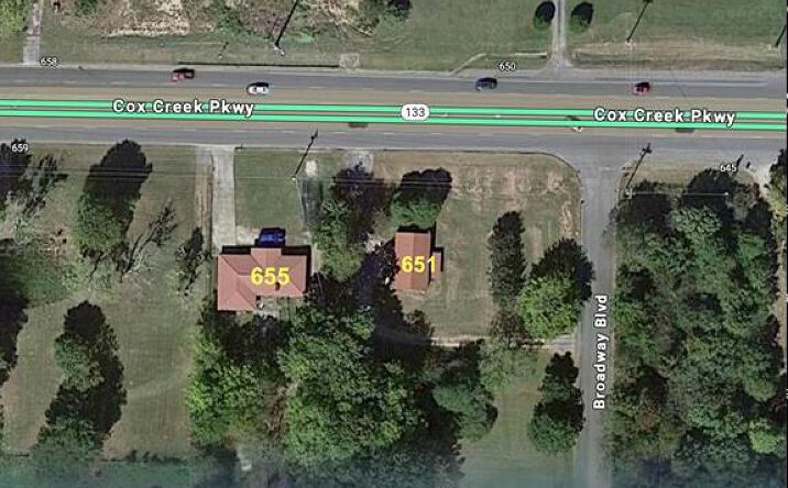 Pictures of Office property located at 651 Cox Creek, Florence, AL 35630 for sales - image #1