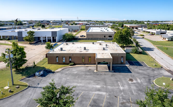 Pictures of Office property located at 4520 SW 33rd St, Oklahoma City, OK 73179 for sales - image #1