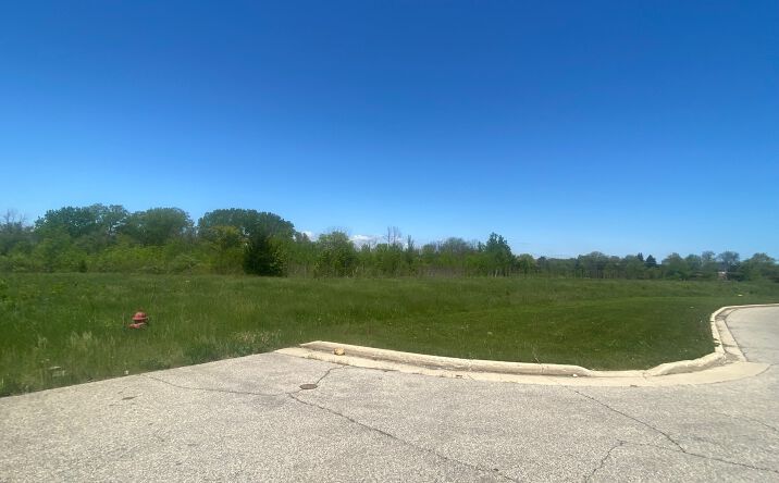 Pictures of Land property located at 18th St, Kenosha, WI 53144 for sales - image #1