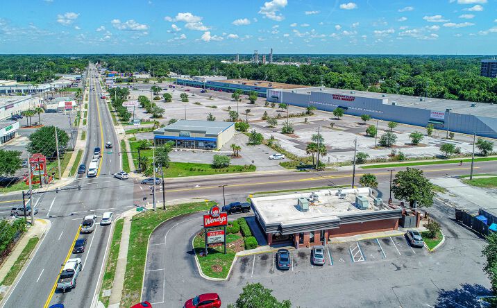 Pictures of Retail property located at 5201 Norwood Ave, Jacksonville, FL 32208 for sales - image #1