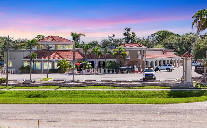 Pictures of Retail, Hospitality, Special Purpose property located at N Tamiami Trail, Nokomis, FL 34275 for sales - image #1