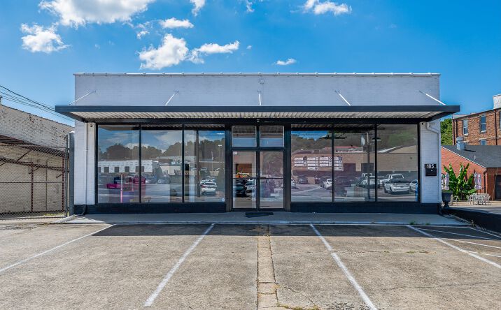 Pictures of Retail property located at 105 W Henderson St., Marion, NC 28752 for sales - image #1