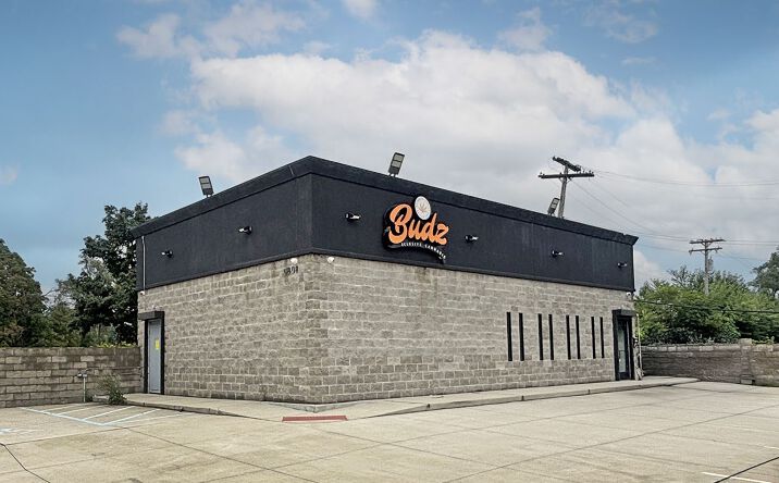 Pictures of Retail property located at 5808 E McNichols Rd, Detroit, MI 48212 for sales - image #1