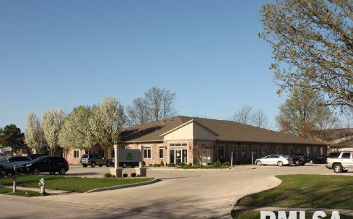 Pictures of Business for Sale, Office property located at 3243 MEADOWBROOK Avenue, Springfield, IL 62711 for sales - image #1