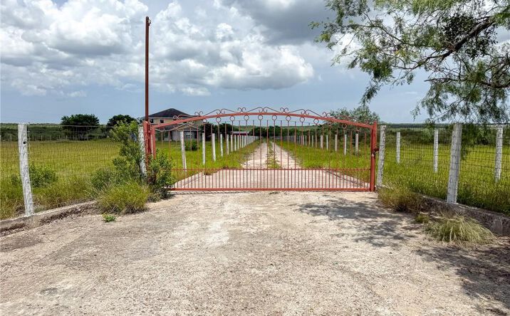 Pictures of Land property located at SH 39 TR 9 San Julian Road, Roma, TX 78584 for sales - image #1