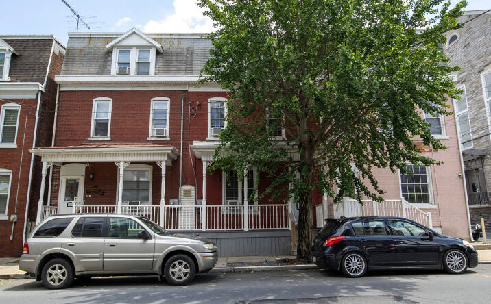 Pictures of Business for Sale property located at 118 S 10th St, Lebanon, PA 17042 for sales - image #1