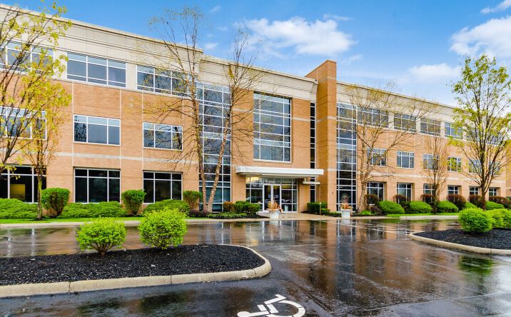 Pictures of Office property located at 8740 Orion Pl, Columbus, OH 43240 for sales - image #1