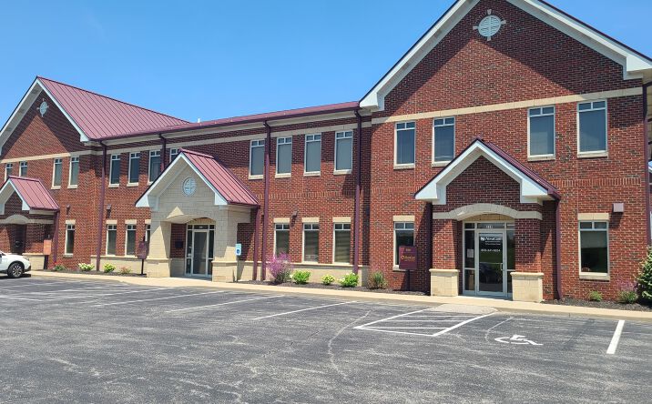 Pictures of Office property located at 559 Centre View Blvd, Crestview Hills, KY 41017 for sales - image #1