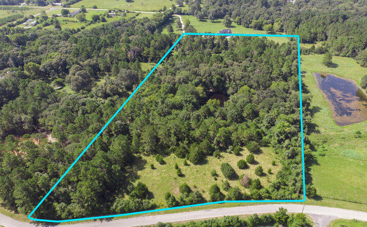 Pictures of Land property located at Hilltop Lane, Huntsville, TX 77320 for sales - image #1