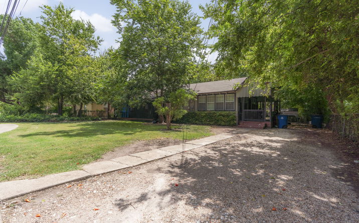 Pictures of Multifamily, Land property located at 6905 Guadalupe St, Austin, TX 78752 for sales - image #1