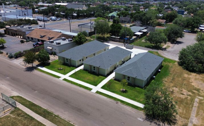 Pictures of Multifamily property located at 222 W Mahl Street, Edinburg, TX 78539 for sales - image #1