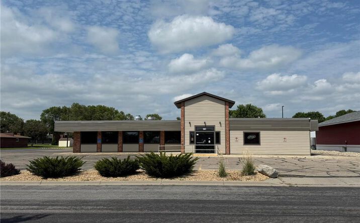 Pictures of Business for Sale, Hospitality property located at 1501 E College Dr, Marshall, MN 56258 for sales - image #1