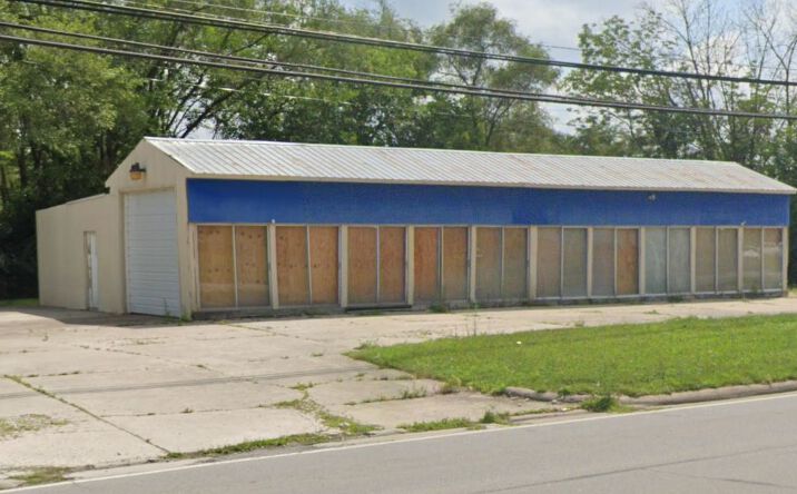 Pictures of Retail, Office property located at 7814 N Main St, Clayton, OH 45415 for sales - image #1