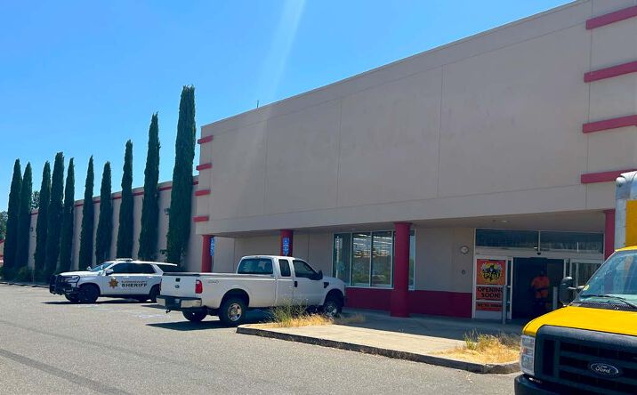 Pictures of Office, Retail property located at 3041 Forni Rd, Placerville, CA 95667 for sales - image #1