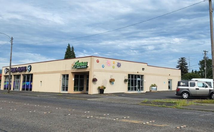Pictures of Retail, Business for Sale property located at 1035 Vandercook Way, Longview, WA 98632 for sales - image #1