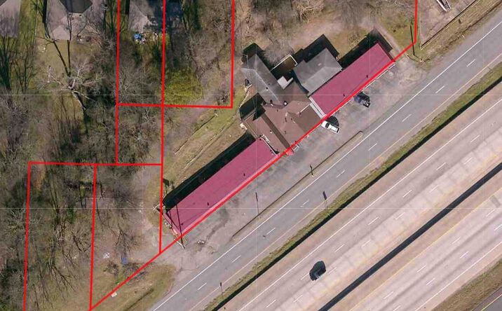 Pictures of Mixed Use, Multifamily, Retail property located at 16600 N Interstate 30, Benton, AR 72019 for sales - image #1