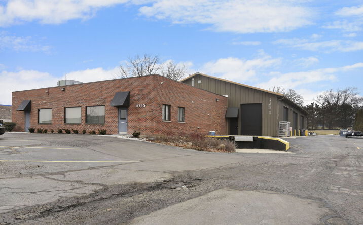 Pictures of Industrial property located at 3720 Hawthorne Court, Waukegan, IL 60087 for sales - image #1