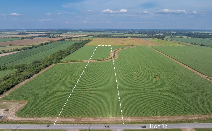 Pictures of Land property located at LA-13, Kaplan, LA 70548 for sales - image #1