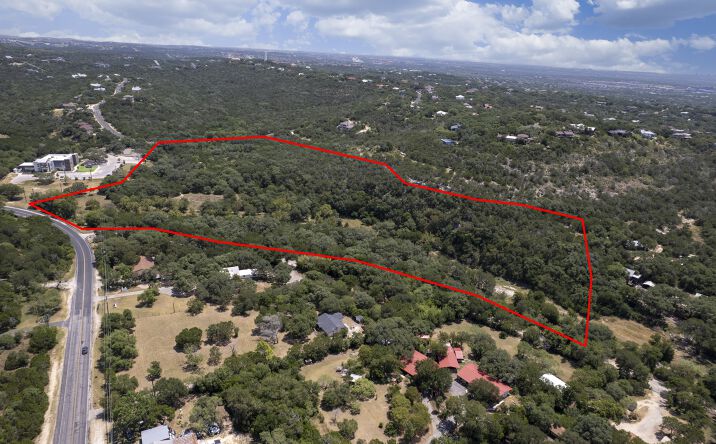 Pictures of Land property located at 13931 Old Scenic Loop Rd, Helotes, TX 78023 for sales - image #1
