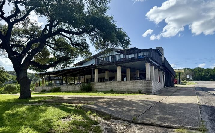 Pictures of Hospitality, Mixed Use, Special Purpose property located at 2386 Colleen Dr, Canyon Lake, TX 78133 for sales - image #1