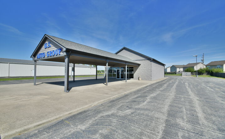 Pictures of Mixed Use, Office, Retail property located at 2382 W Main St, Greenfield, IN 46140 for sales - image #1