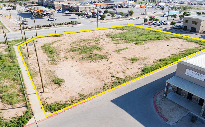 Pictures of Land property located at 3101 Antelope Tr, Midland, TX 79706 for sales - image #1