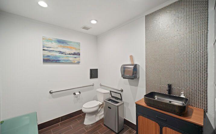 Pictures of Office property located at 21406 Provincial Blvd, Katy, TX 77450 for sales - image #1